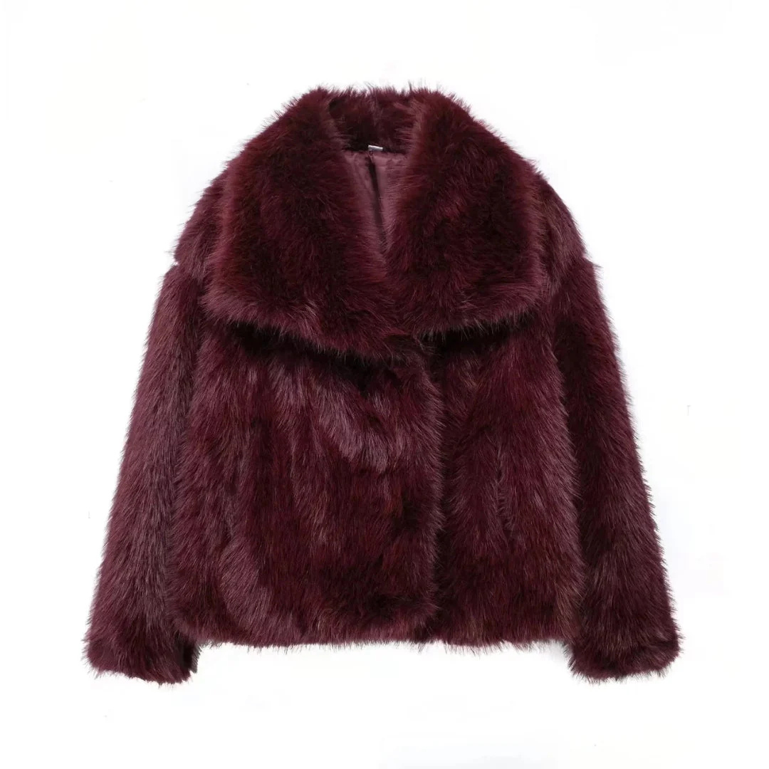 Lorena – Short Faux Fur Coat
