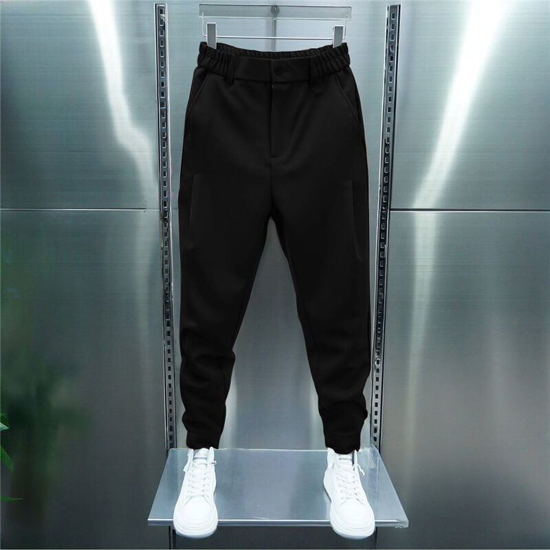 Maximilian – Modern Men’s Trousers with Sporty Elegance