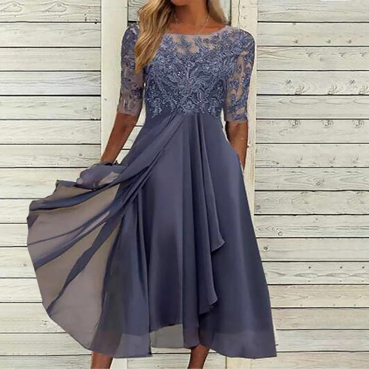 Angelique – Elegant Dress with Delicate Lace