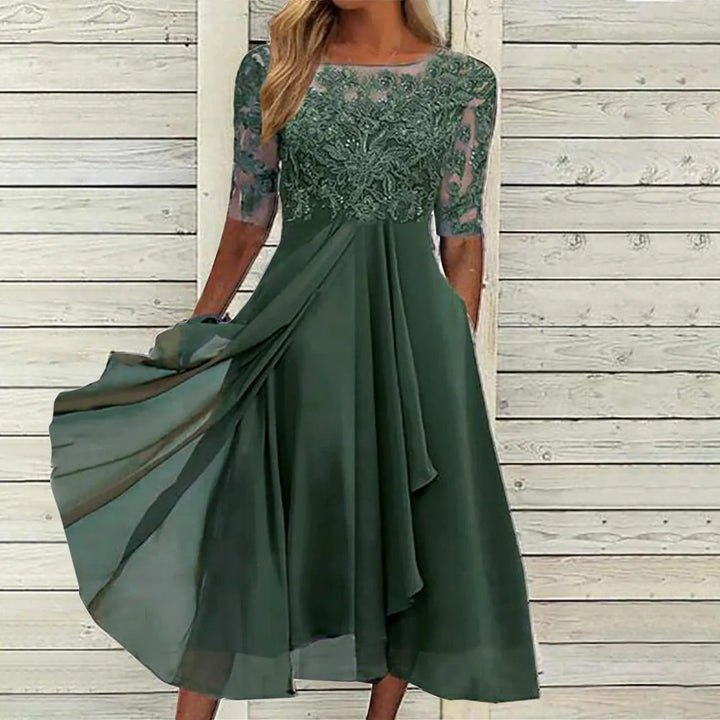 Angelique – Elegant Dress with Delicate Lace